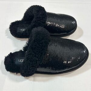 UGG Women's Size 10 Scuffette II Mirror Ball Slippers Black Winter Sequins Furry